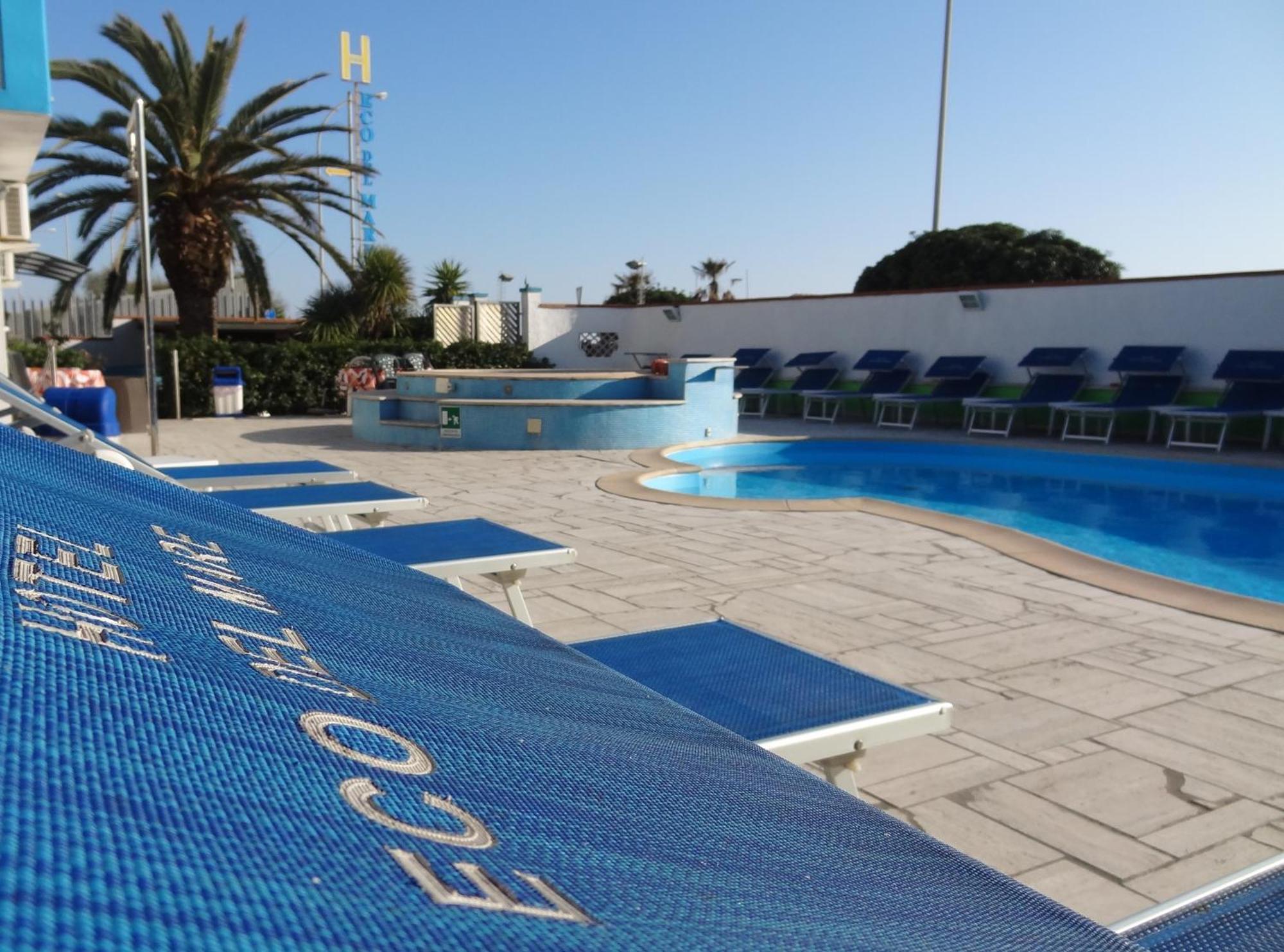 Hotel Eco Del Mare Marina di Massa Exterior foto